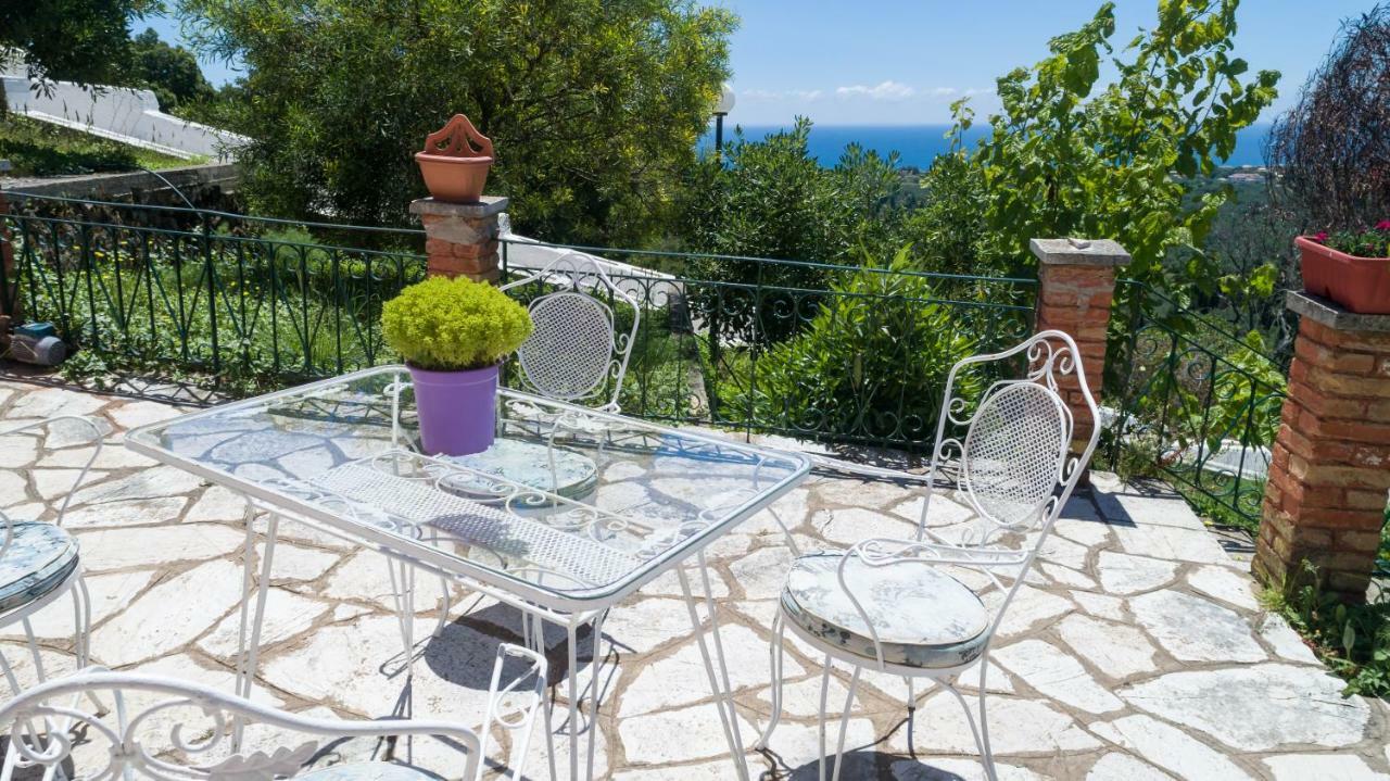 Andrea'S Traditional House Corfu  Exterior photo